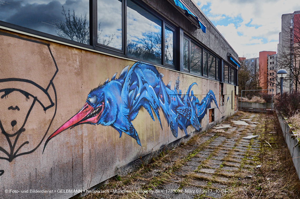 01.03.2017 - die Abrissbaustelle Quiddezentrum in Neuperlach